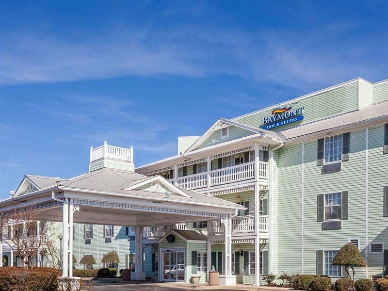 Hotel Baymont By Wyndham Decatur Esterno foto
