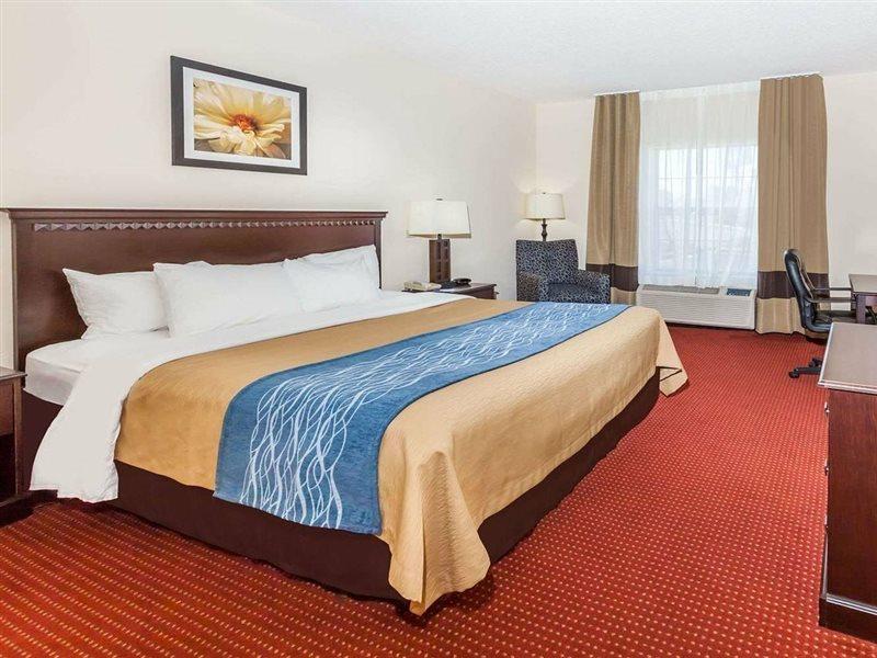 Hotel Baymont By Wyndham Decatur Esterno foto